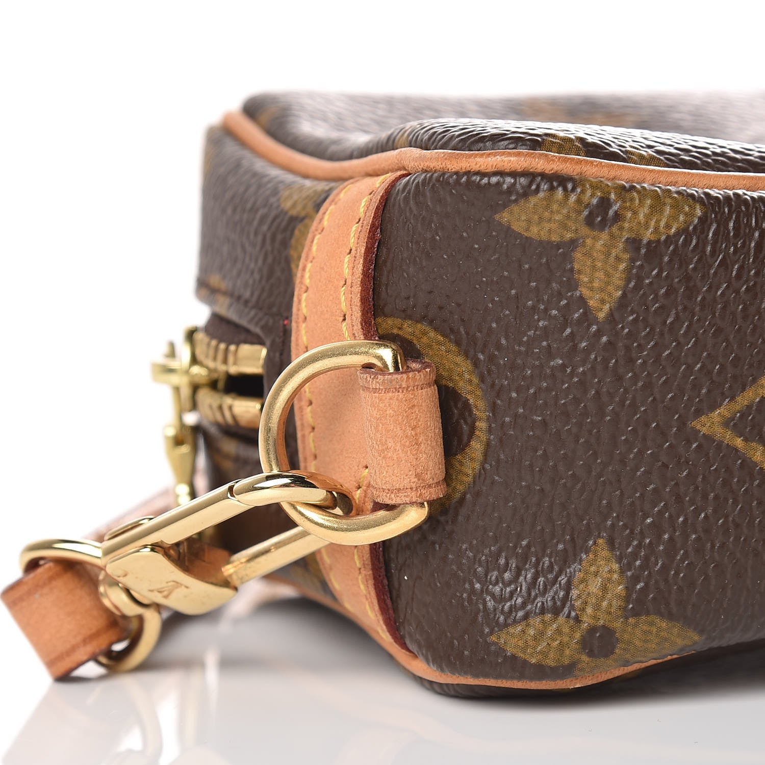 Louis Vuitton Monogram Wapity 7 of 7
