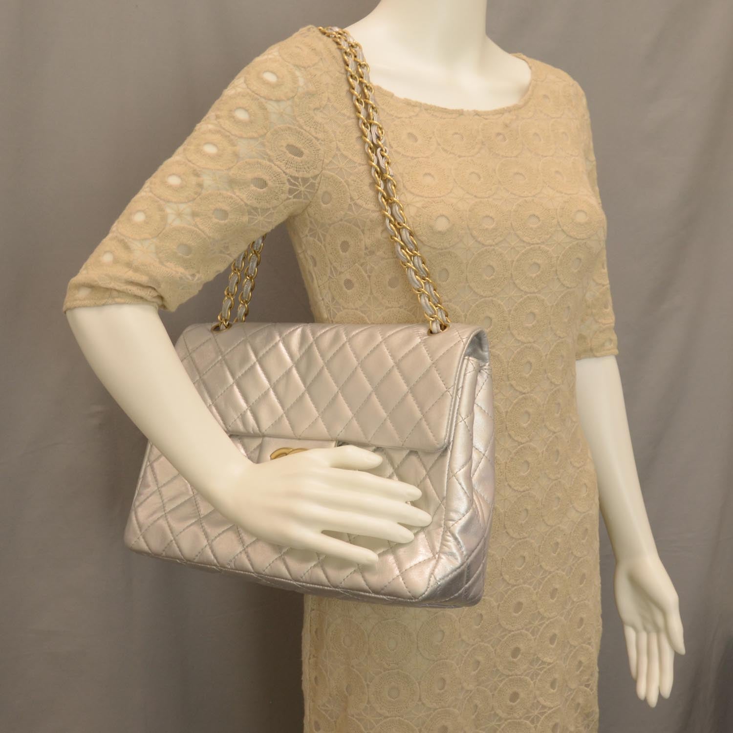 Chanel Lambskin Maxi Single Flap Metallic Silver 2 of 9