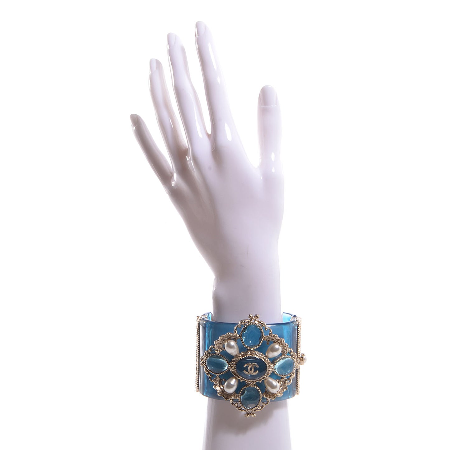 Resin Gripoix Pearl CC Cuff Blue
