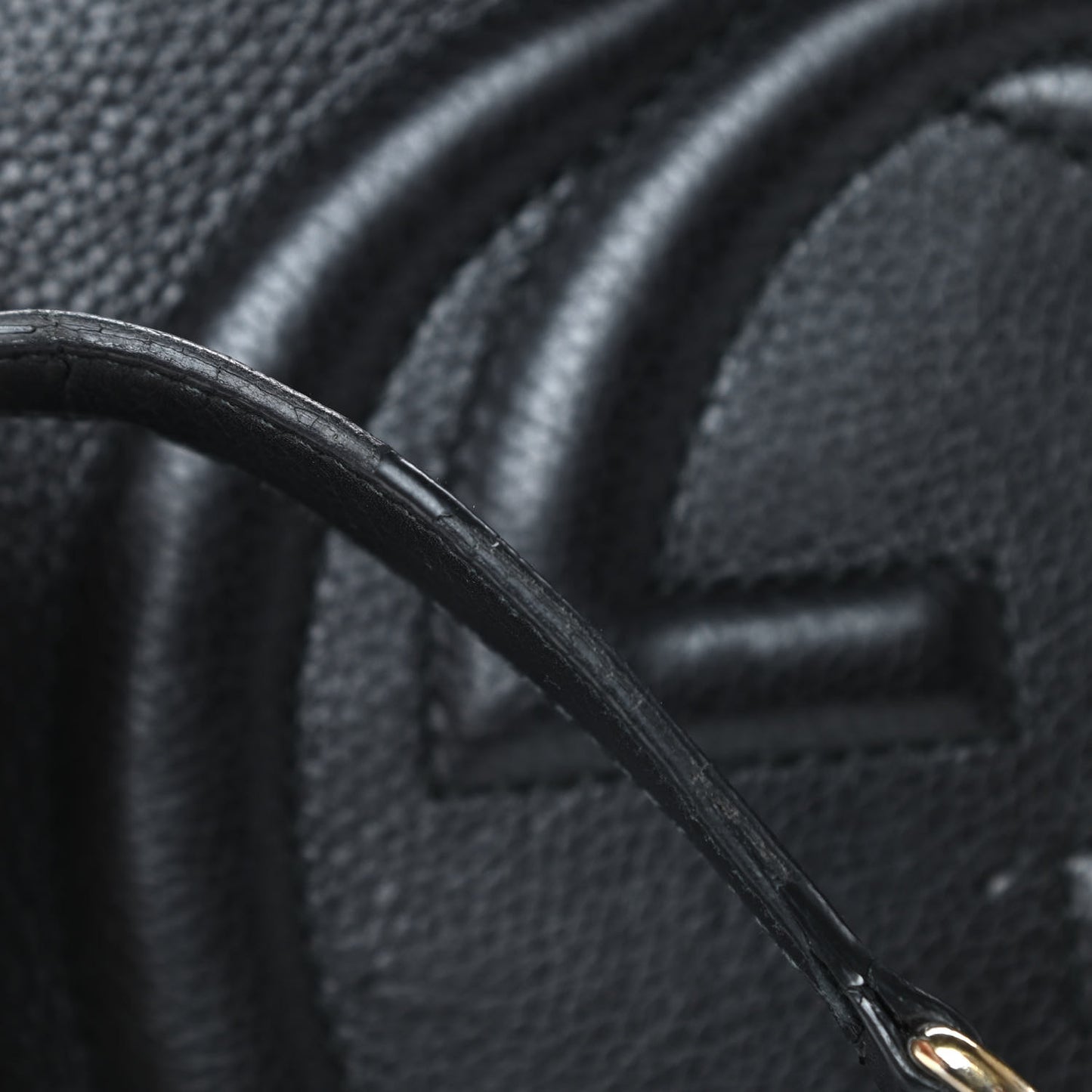 Pebbled Calfskin Medium Soho Bowler Black