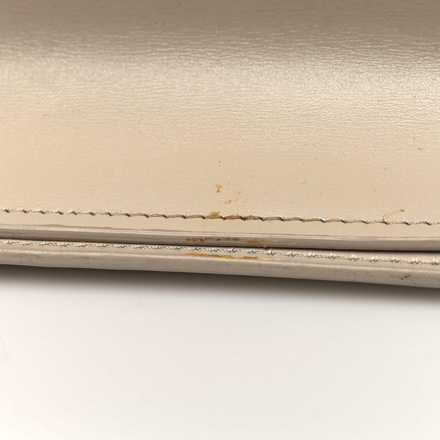 Box Calfskin Medium Classic Box Flap Bag Powder