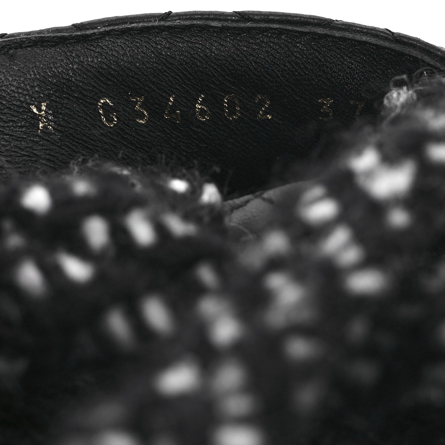 Cord Lambskin Quilted Logo Sandals 37 Black White