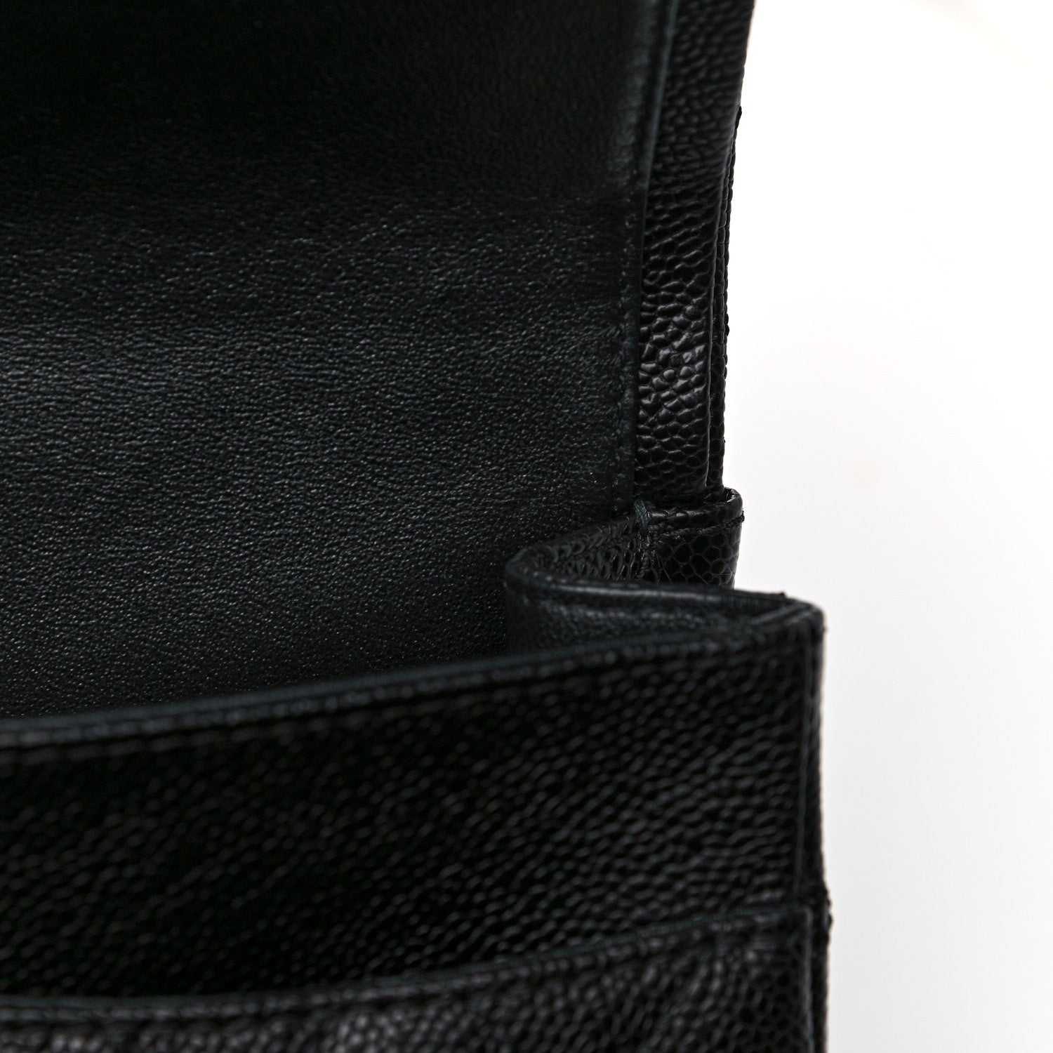 Chanel Caviar Quilted 2.55 Reissue 226 Flap Black 17 of 18