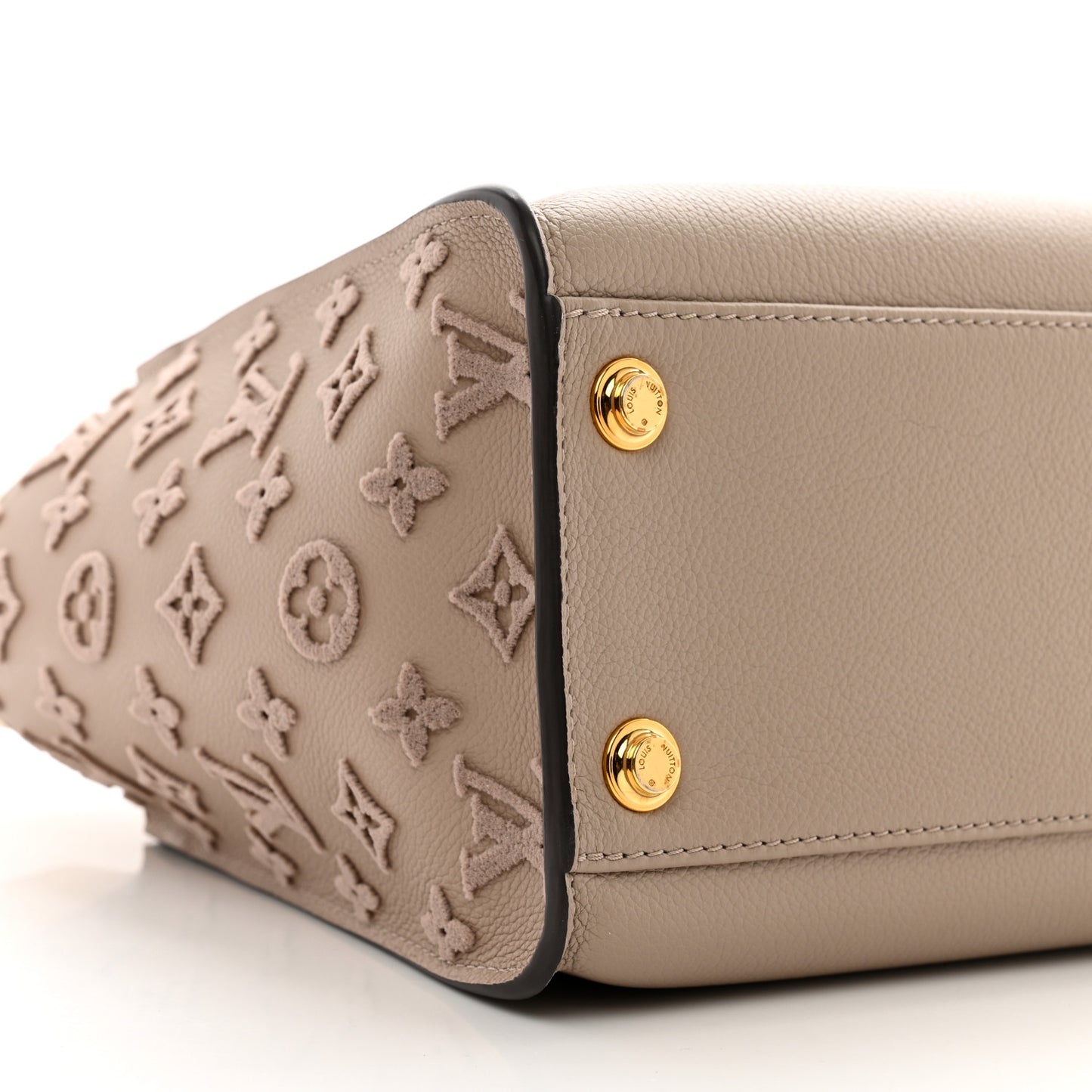 Calfskin Monogram Tufting On My Side Galet