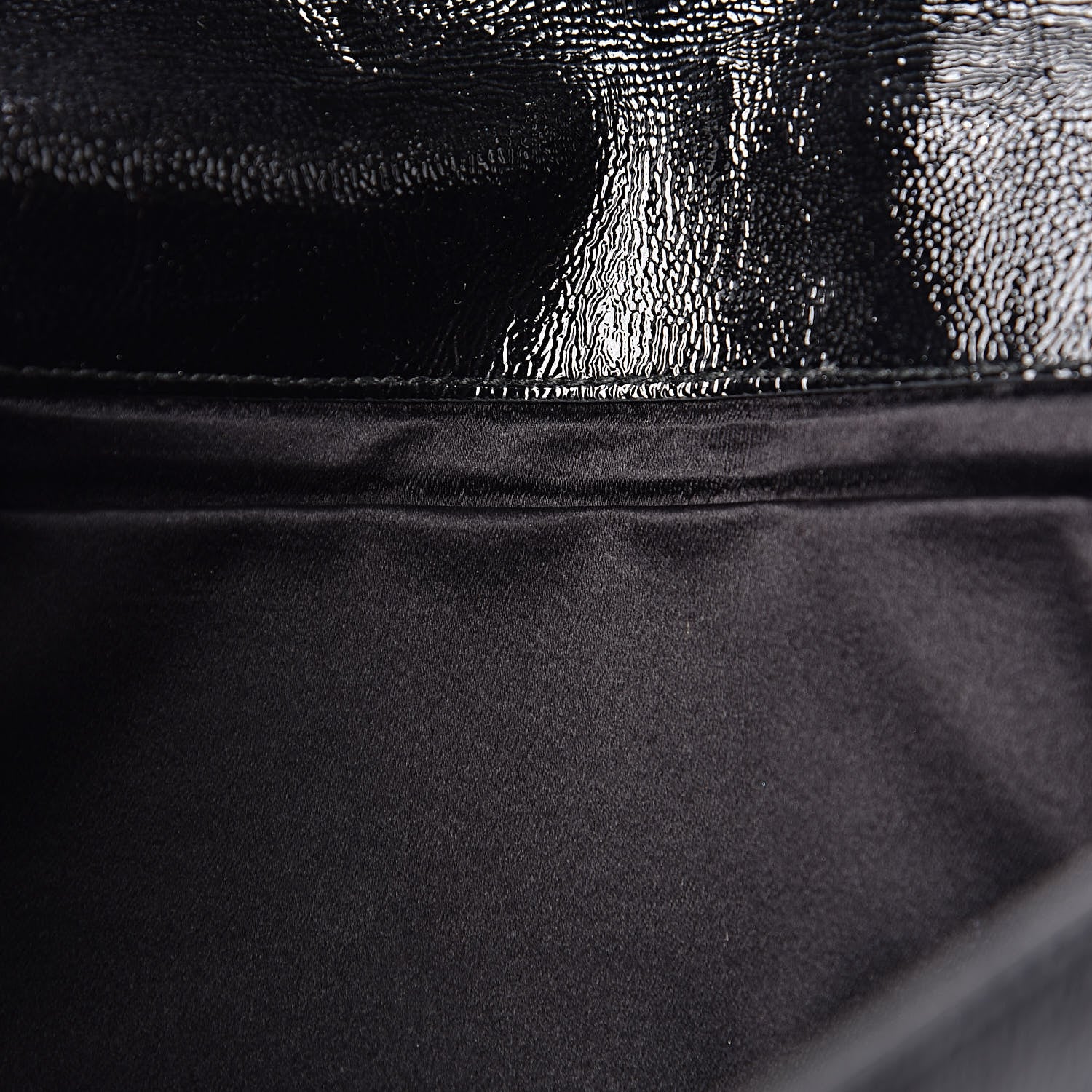 Saint Laurent Textured Patent Monogram Large Belle De Jour Clutch Black 6 of 9
