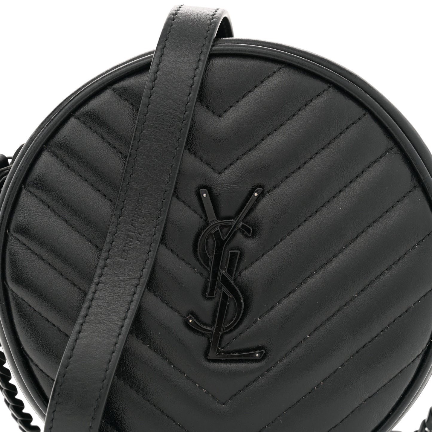 Calfskin Matelasse Chevron Round Vinyle Camera Bag Black