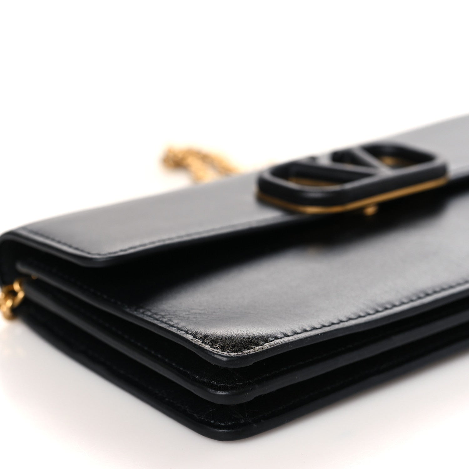 Valentino Garavani Calfskin VSling Wallet On Chain Black 7 of 8