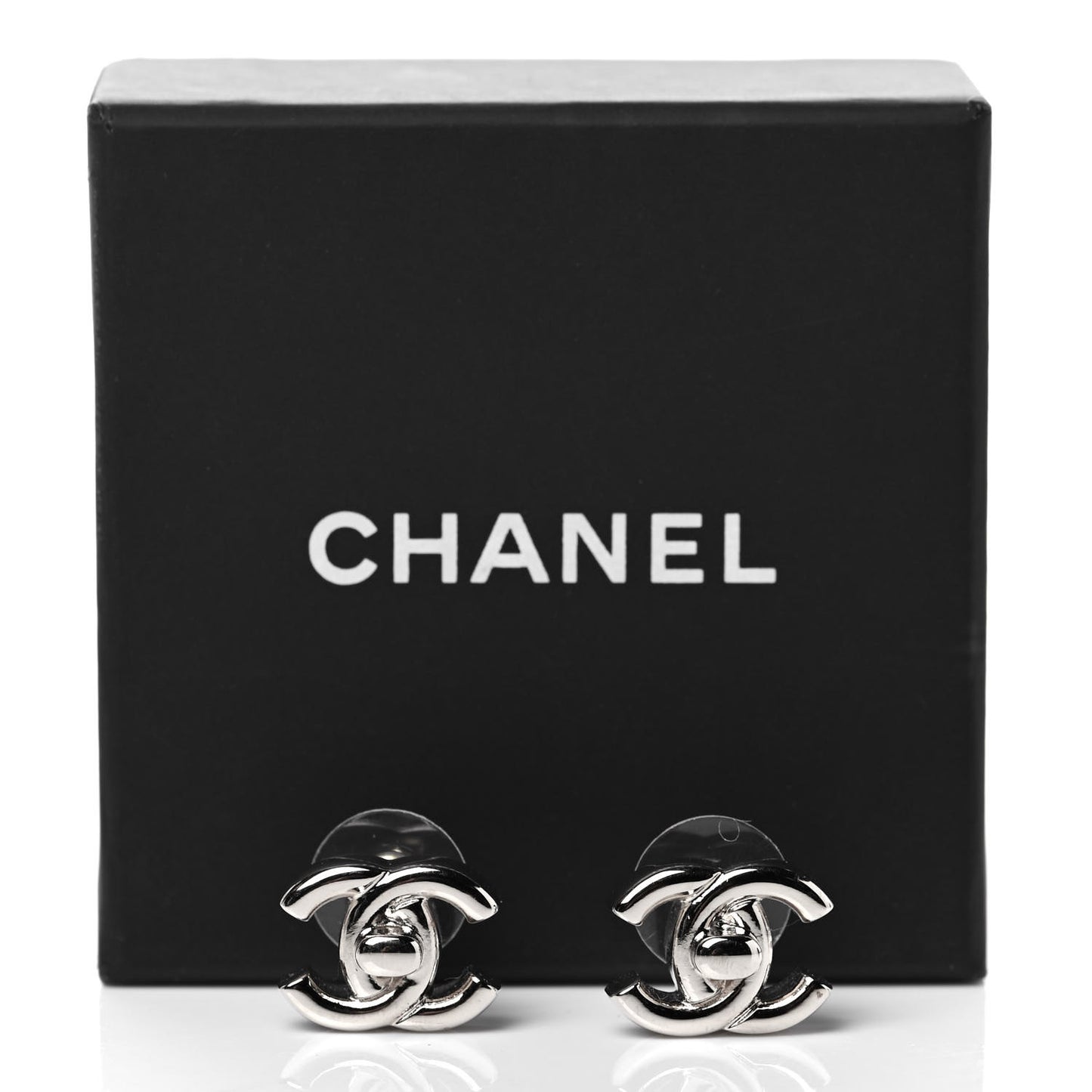 CC Turnlock Earrings Silver