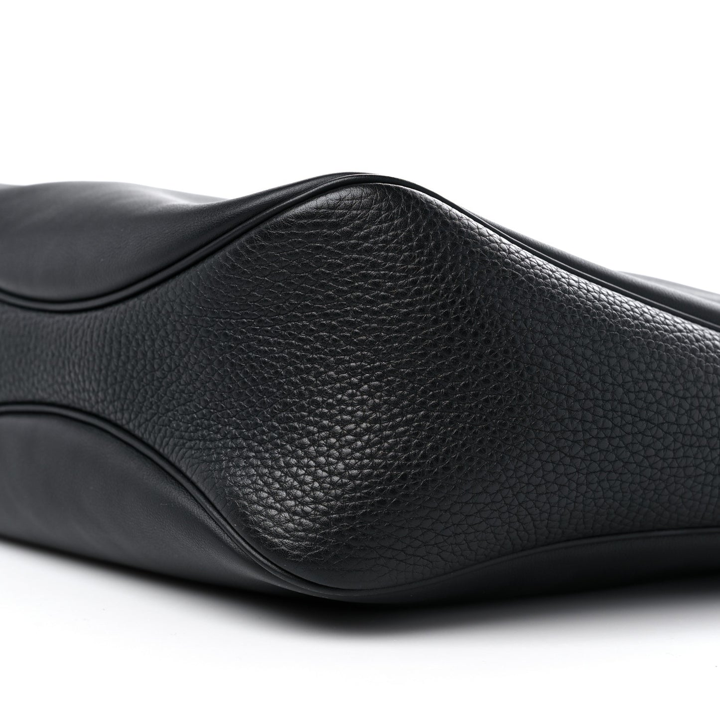 Swift Taurillon Clemence Vache Hunter Virevolte 24 Black