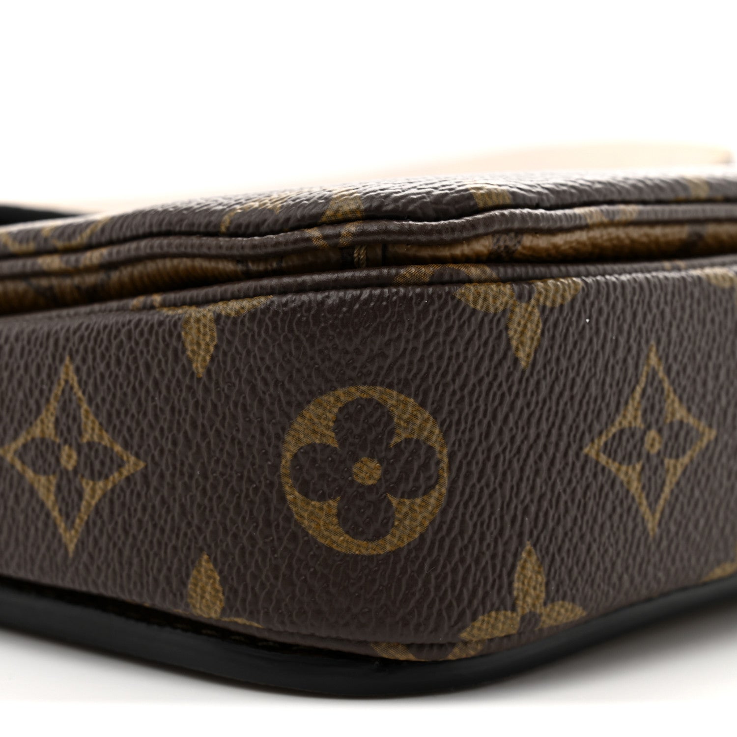 Louis Vuitton Reverse Monogram Pochette Metis 8 of 9