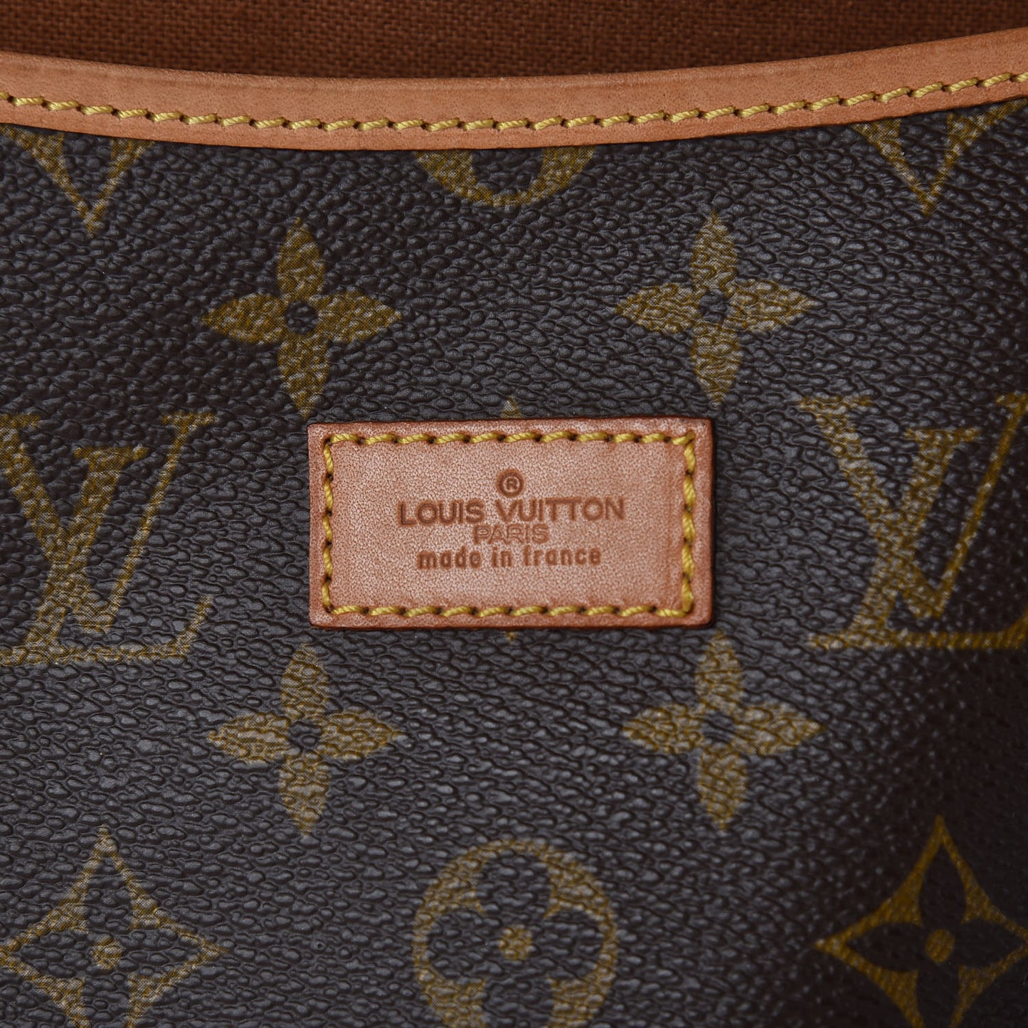 Monogram Saumur 35