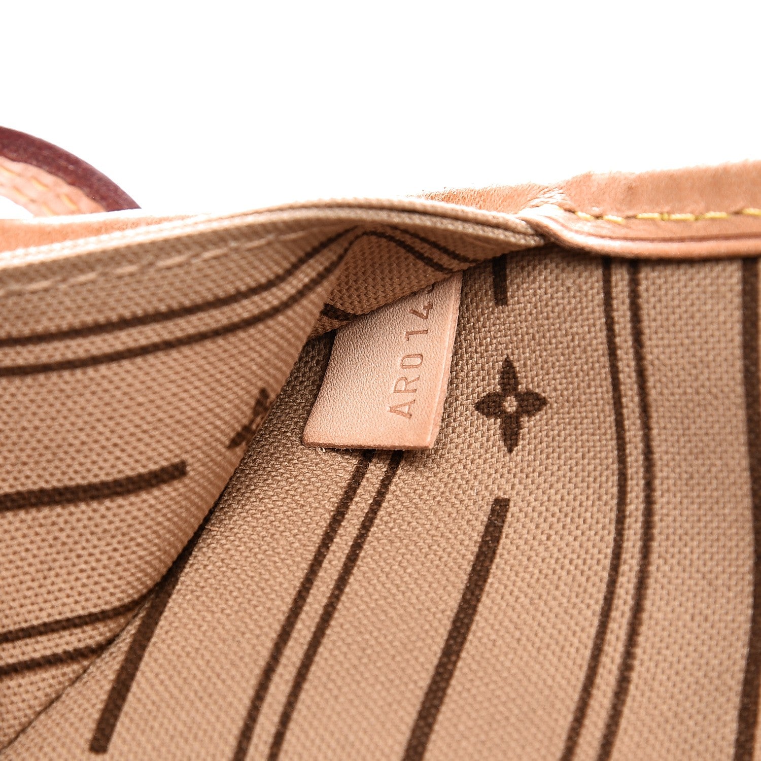 Louis Vuitton Monogram Neverfull MM 7 of 9