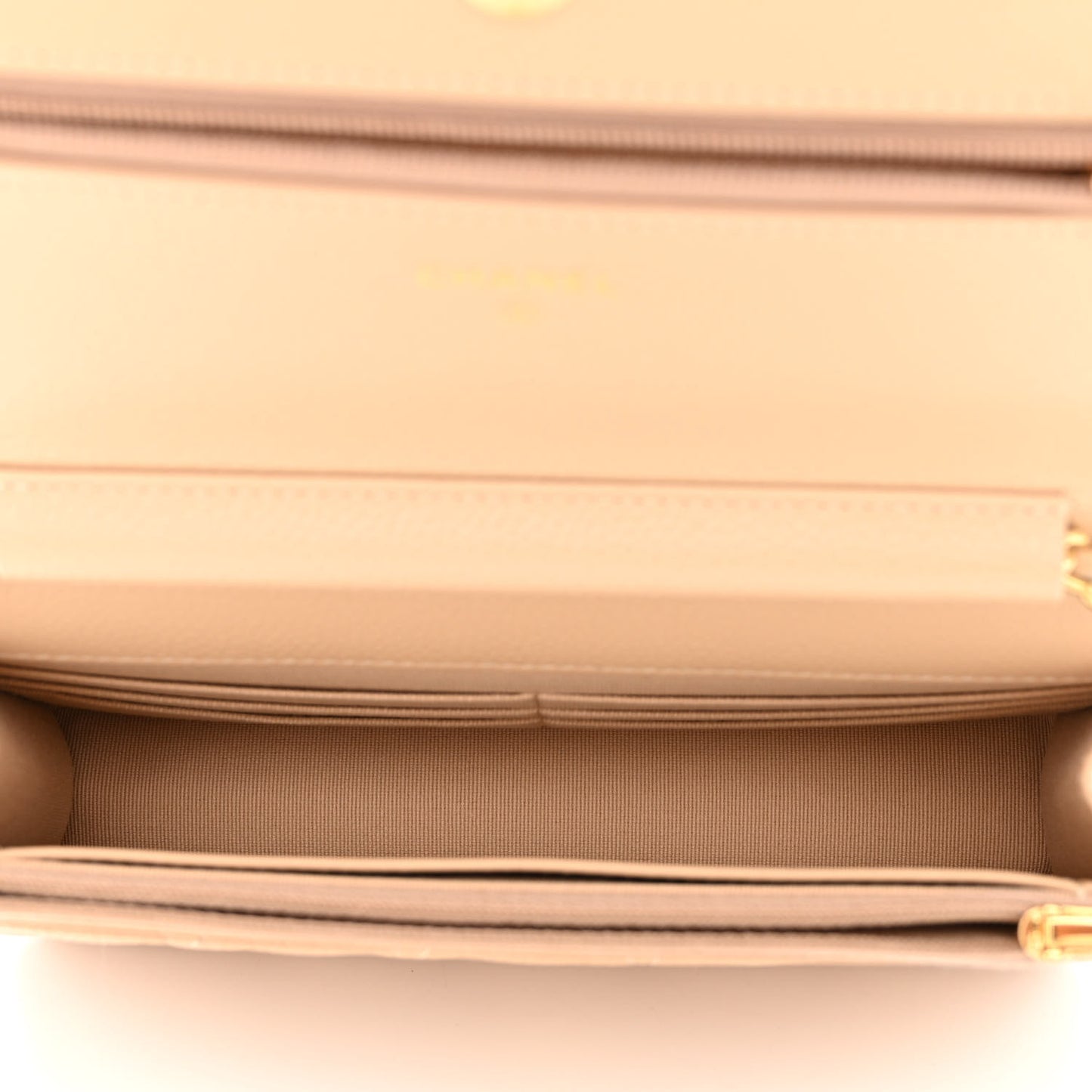 Caviar Quilted Wallet On Chain WOC Beige