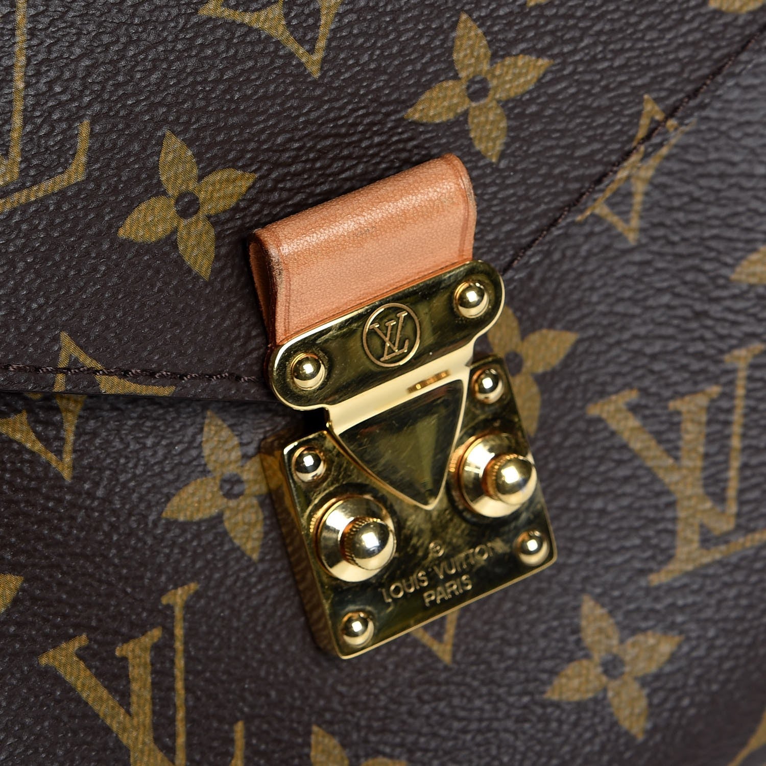 Louis Vuitton Monogram Metis 9 of 9