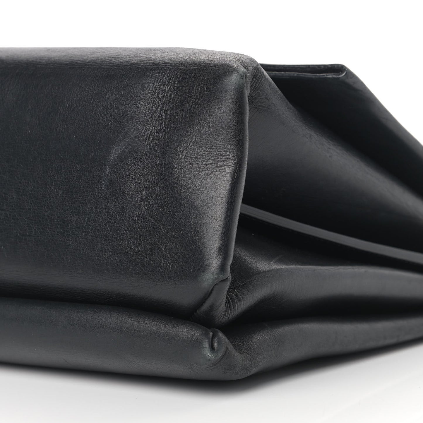 Smooth Calfskin Blade Flap Black