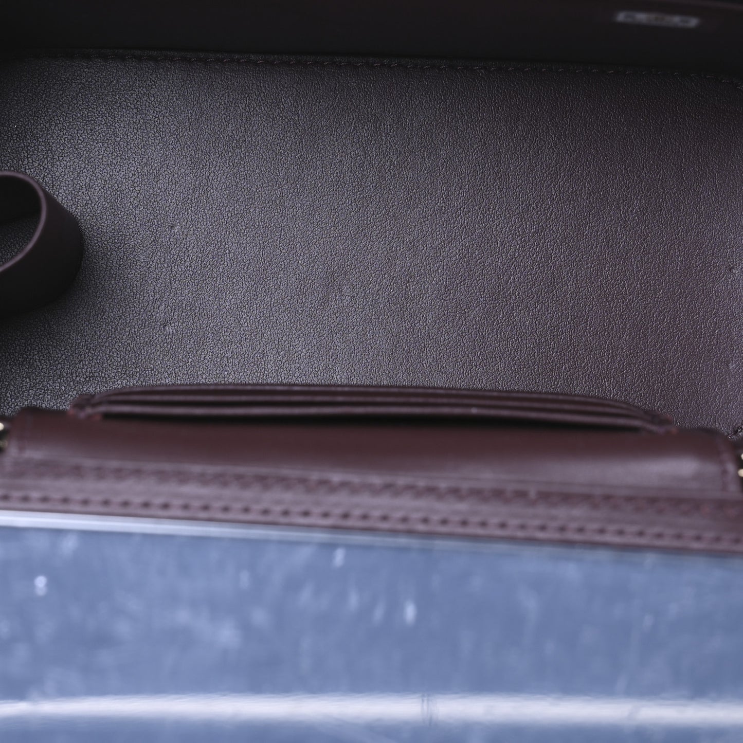 Caviar Quilted Small Vanity Case With Chain Black