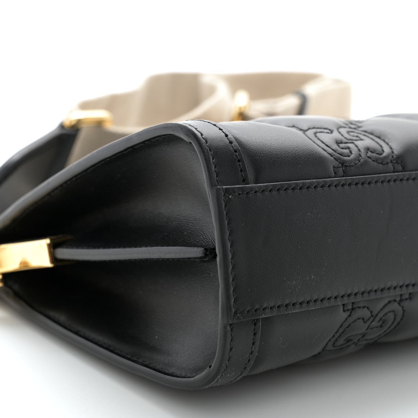 Calfskin GG Matelasse Small Slim Chain Shoulder Bag Black Natural