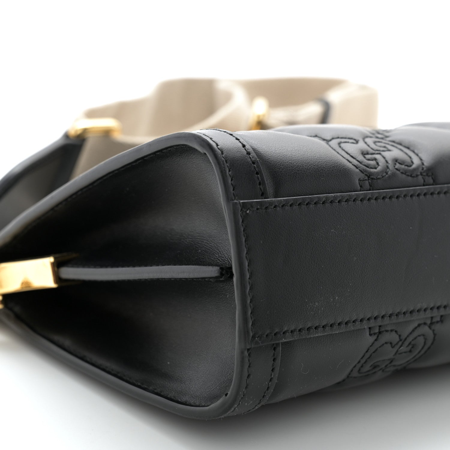 Gucci Calfskin GG Matelasse Small Slim Chain Shoulder Bag Black Natural 9 of 10