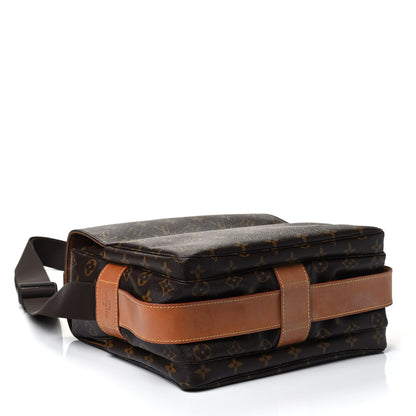 Louis Vuitton Monogram Naviglio 3 of 4