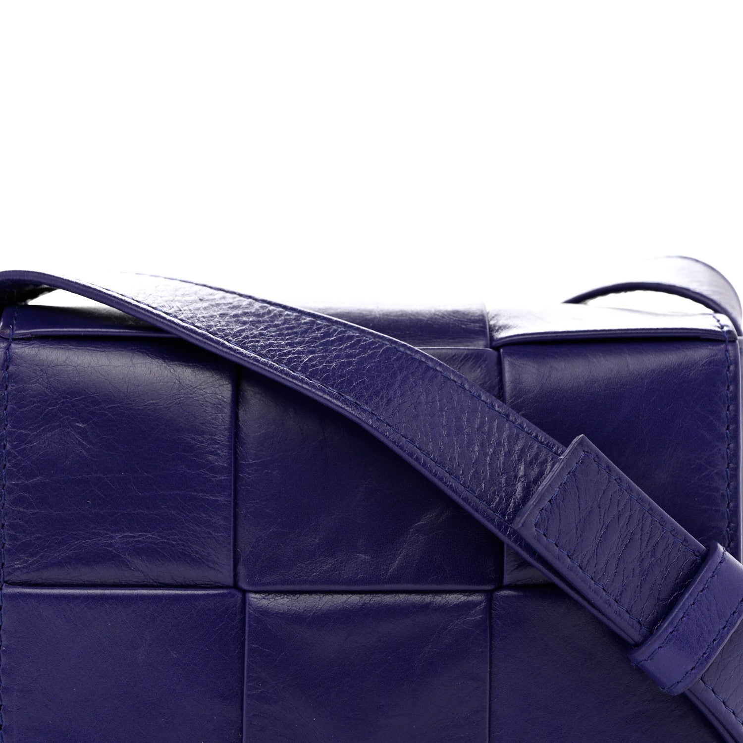 Bottega Veneta Crinkled Lambskin Maxi Intrecciato Extra Mini Cassette Crossbody Bag Unicorn 8 of 11