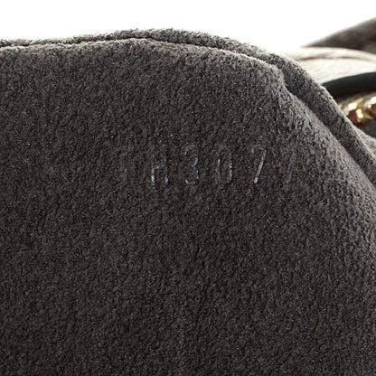 Louis Vuitton Mahina XL Gris 7 of 7
