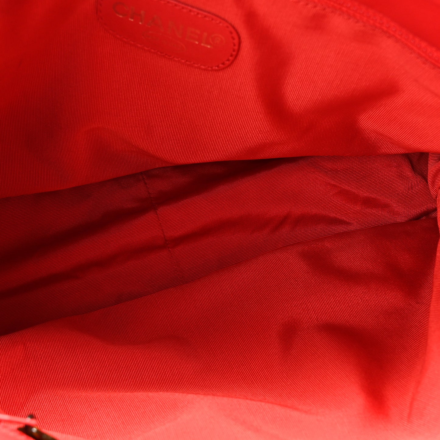 Lambskin CC Stitched Logo Tote Red