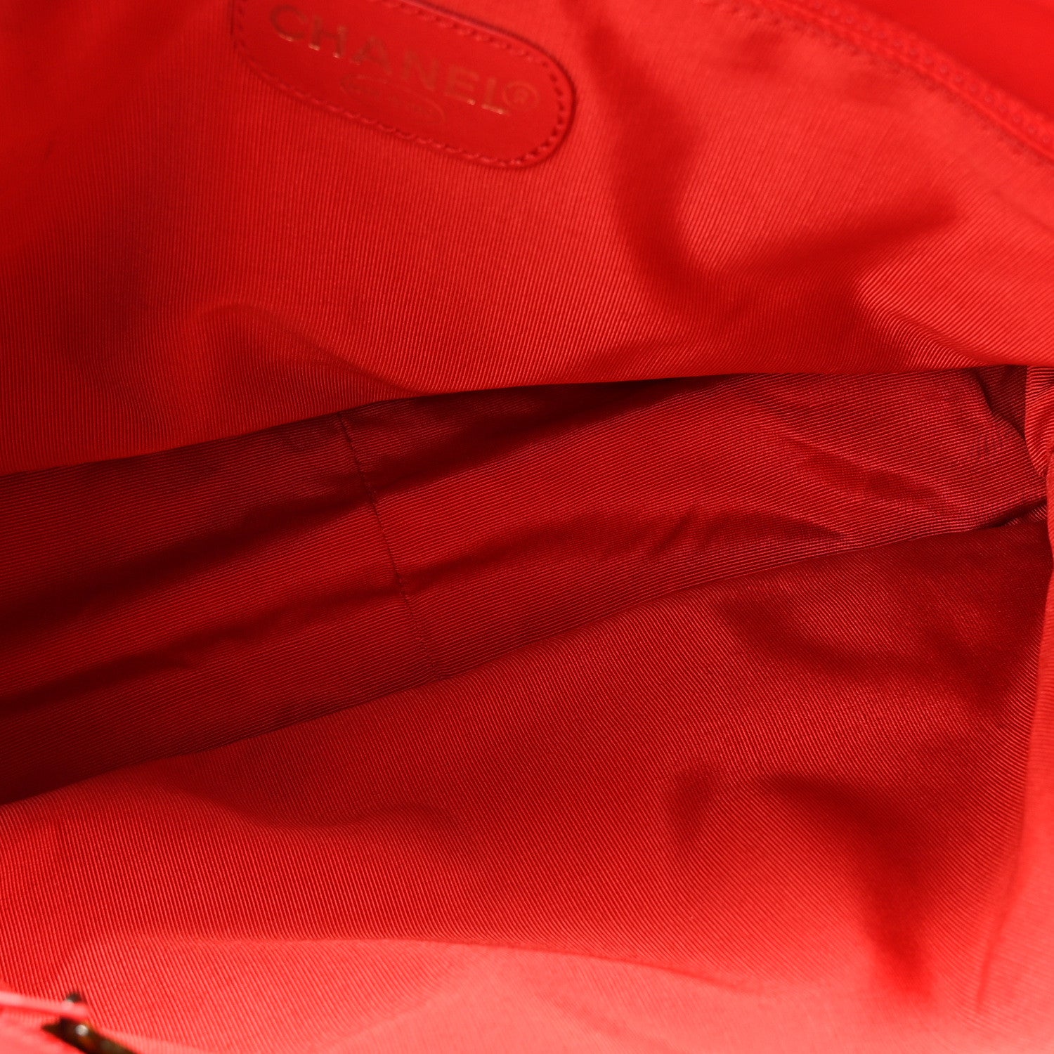 Chanel Lambskin CC Stitched Logo Tote Red 5 of 10