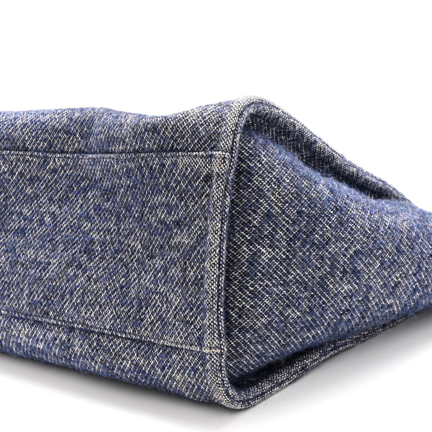 Mixed Fibers Calfskin Medium Deauville Tote Blue