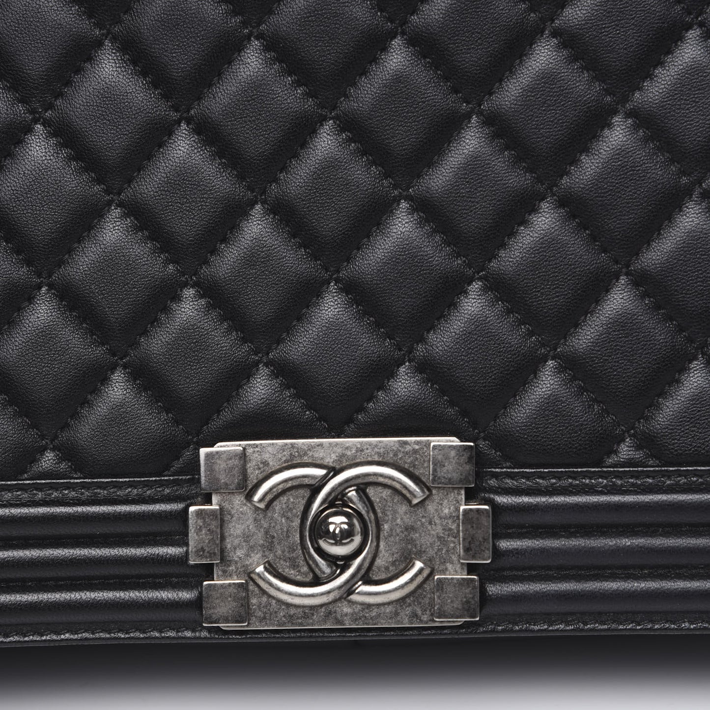 Lambskin Quilted New Medium Boy Flap Black