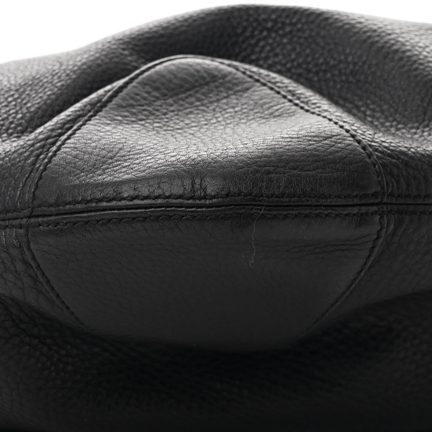 Pebbled Calfskin Medium Soho Chain Hobo Black