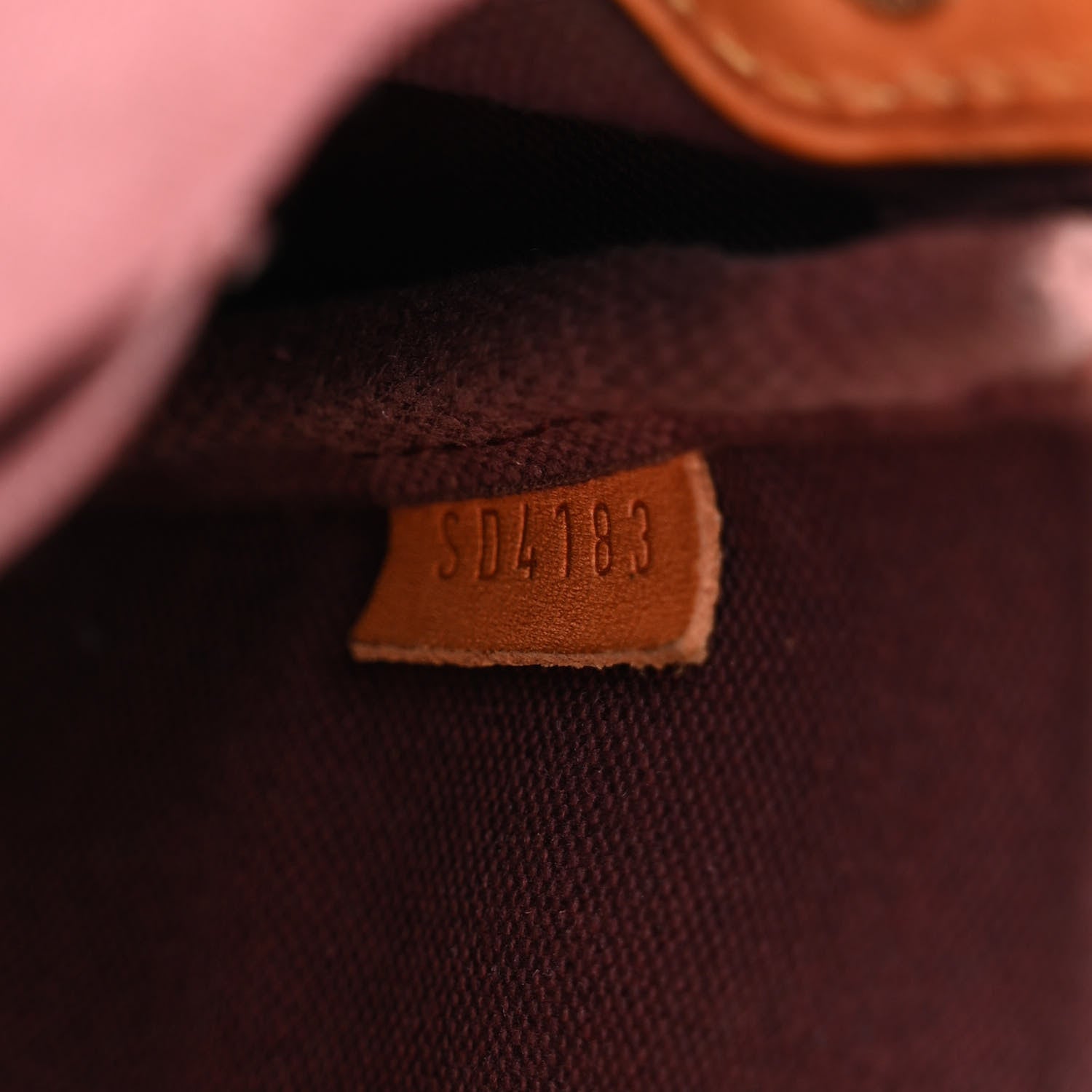 Louis Vuitton Monogram Favorite PM 8 of 16