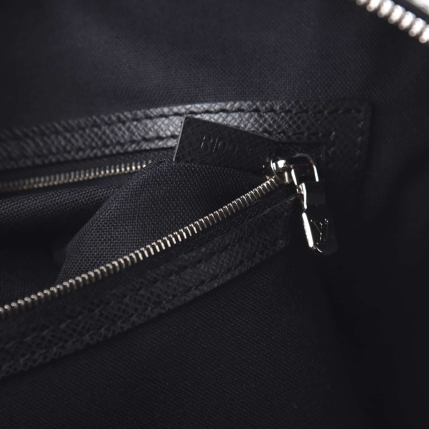 Louis Vuitton Taiga Ivan Carry On Ardoise 6 of 19