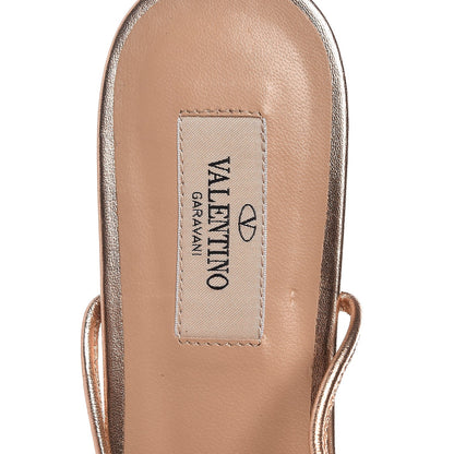 Valentino Garavani Metallic Nappa Rockstud Criss Cross Ankle Wrap Flat Sandals 39 Rame 7 of 7