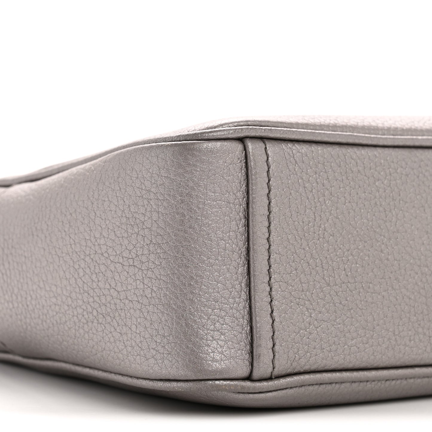 Metallic Vitello Daino Camera Crossbody Bag Acciaio