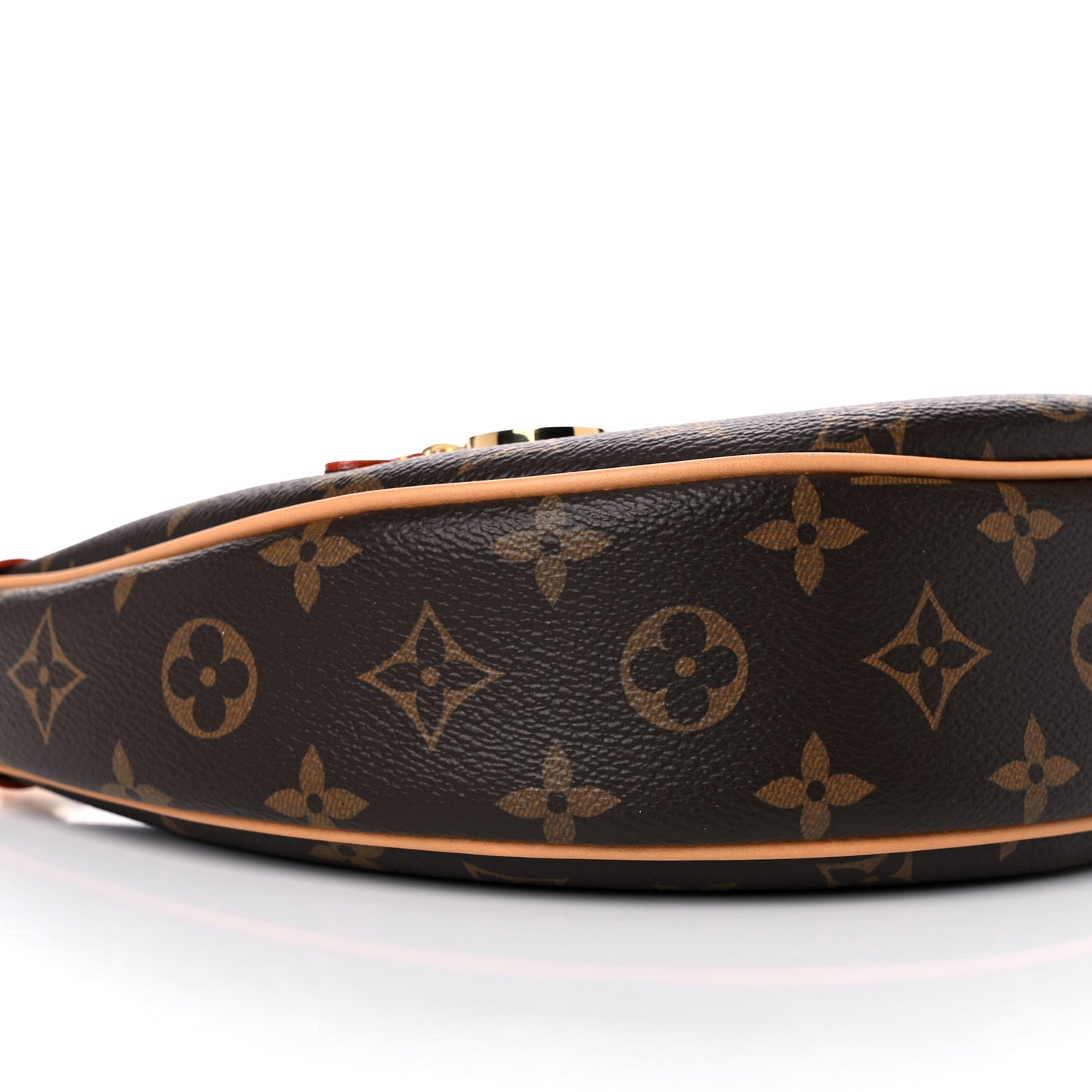 Monogram Loop