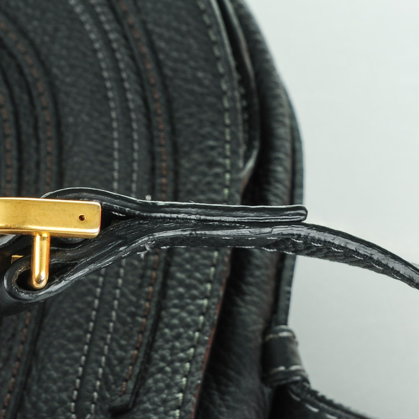 Calfskin Medium Marcie Round Crossbody Bag Black