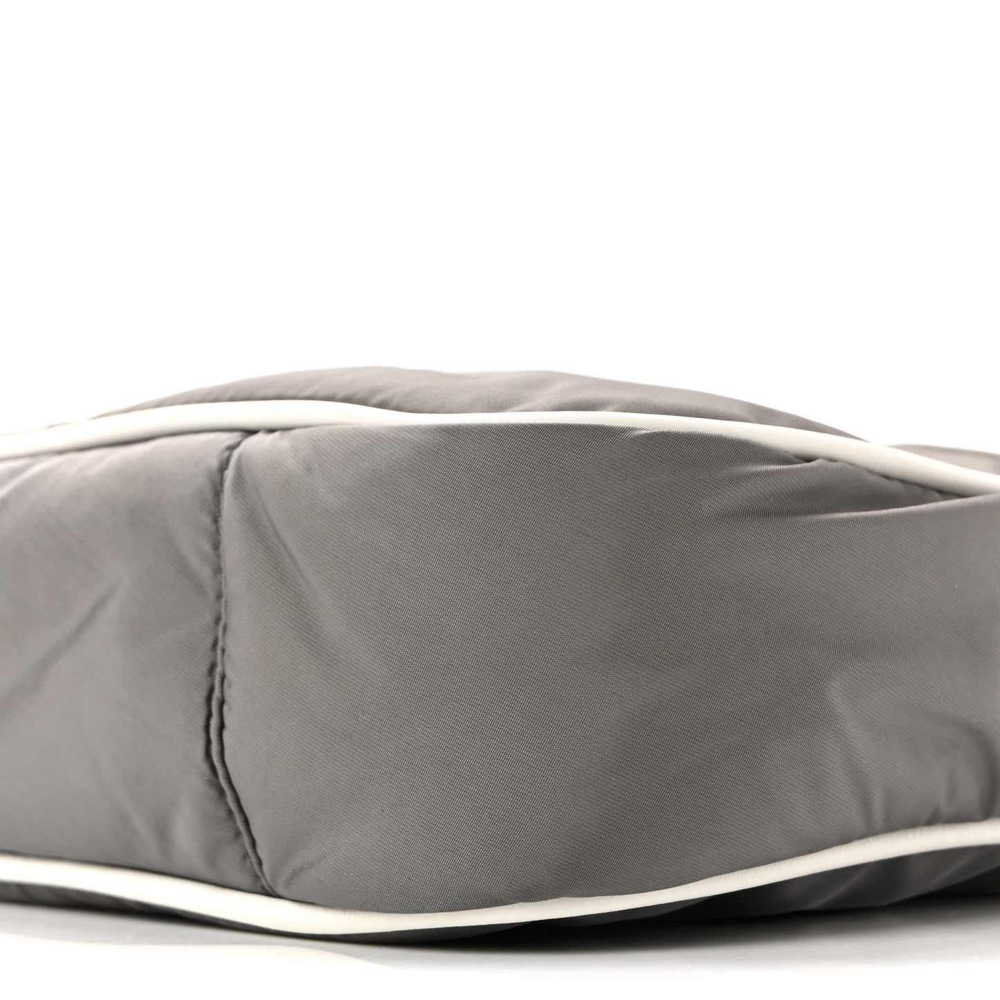 Econyl Nylon Le 5 A 7 Hobo Grey