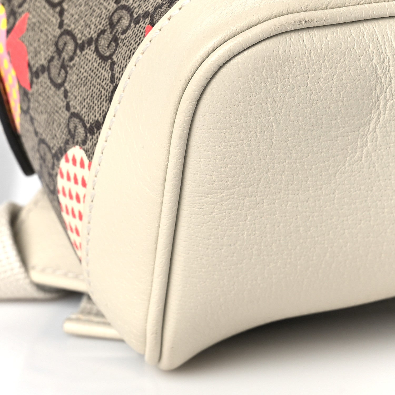 Gucci GG Supreme Monogram Les Pommes Small Retro Interlocking G Dome Backpack Beige Multicolor Mystic White 8 of 9