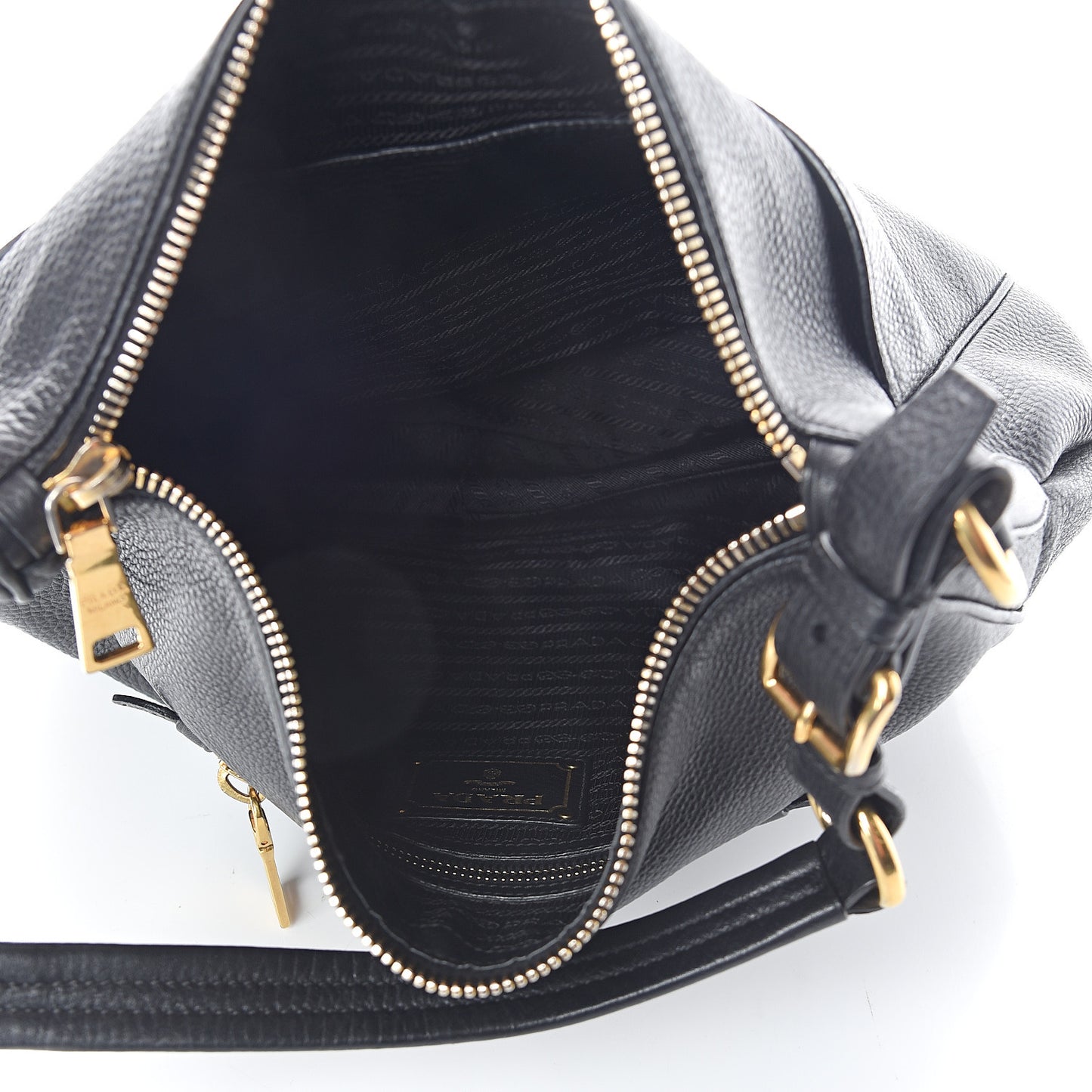Vitello Daino Hobo Black