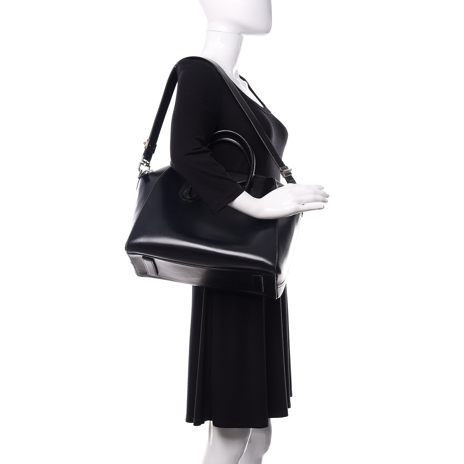 Givenchy Shiny Lord Calfskin Medium Antigona Black 2 of 10