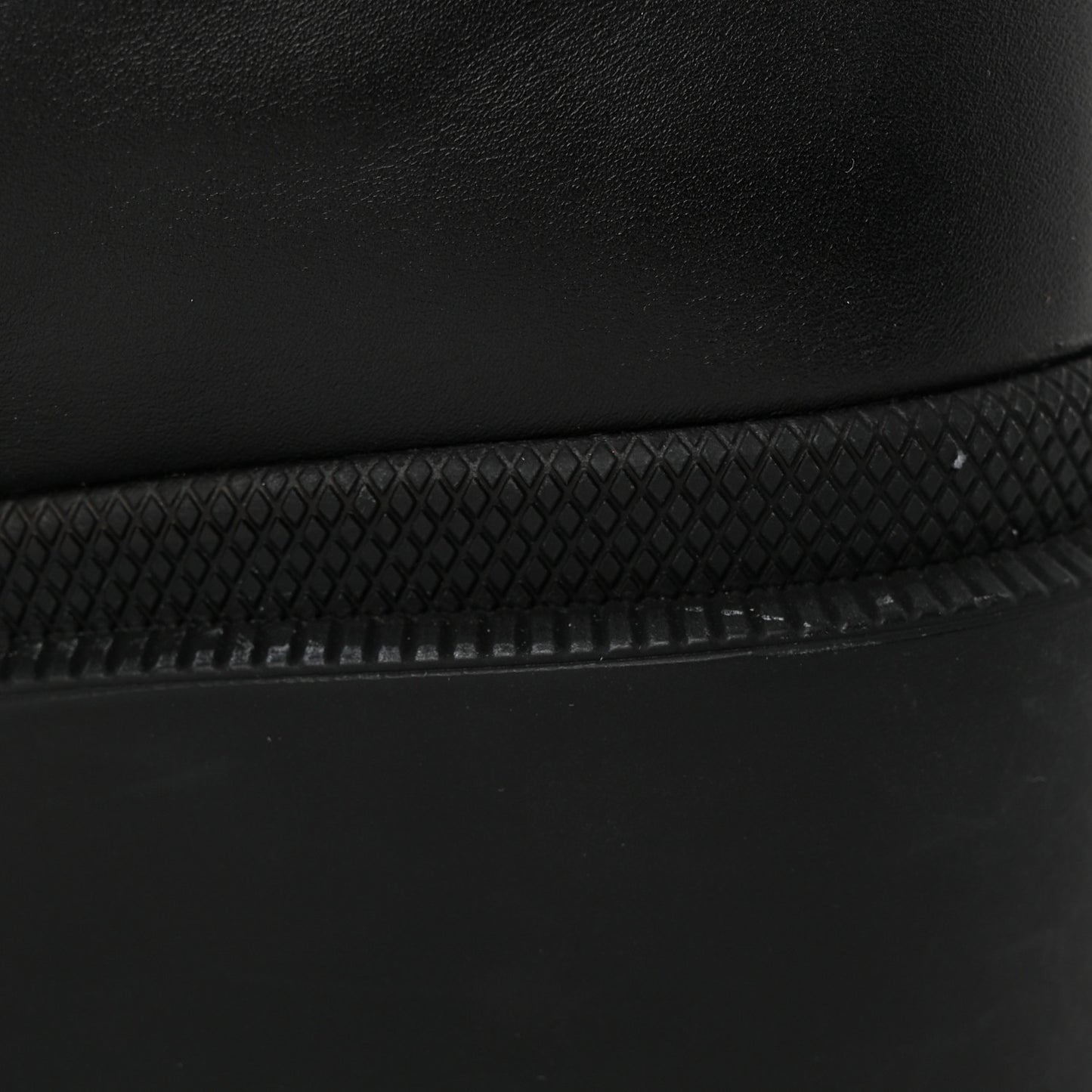 Calfskin Nappa Matelasse Frances Chelsea Boots 38.5 Black