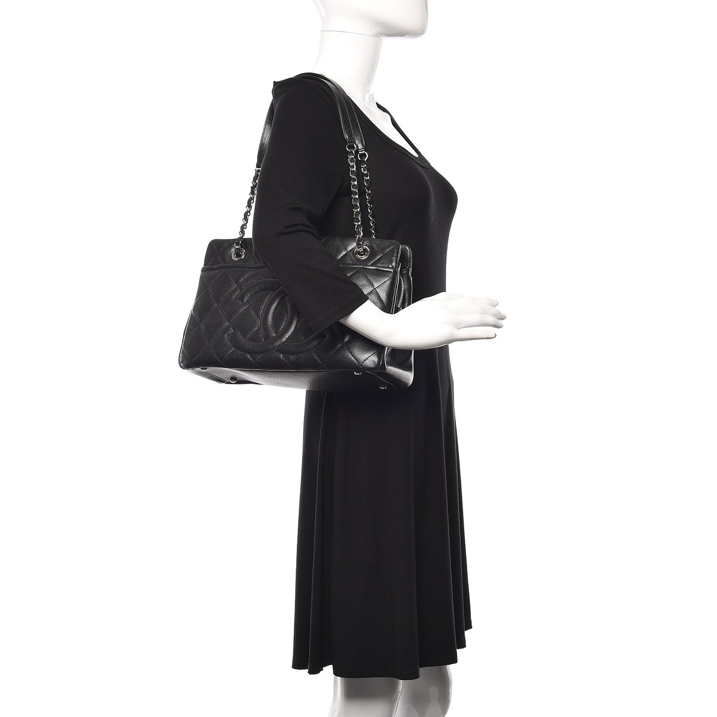 Caviar Quilted CC Timeless Soft Tote Black