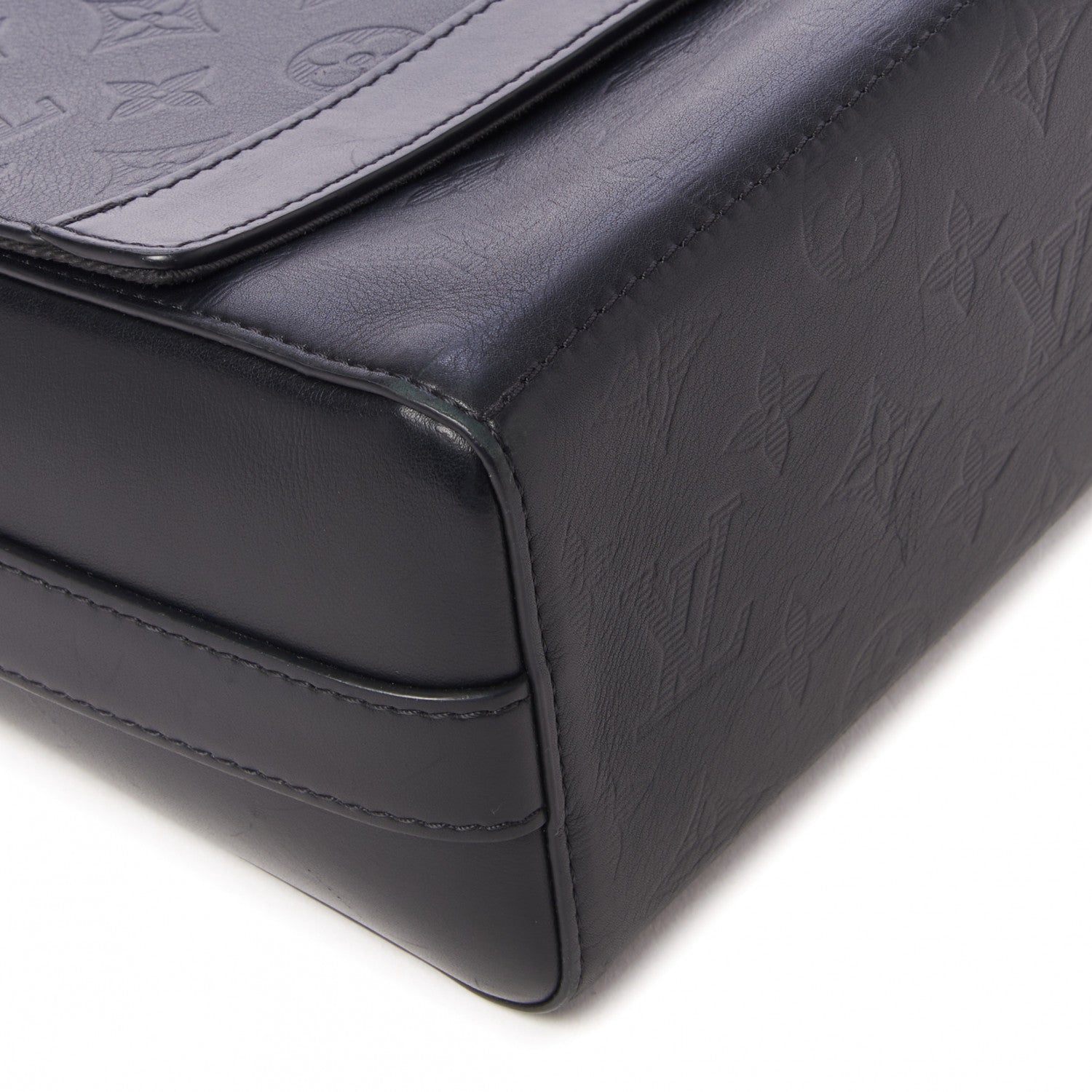 Louis Vuitton Calfskin Monogram Shadow Sprinter Messenger Black 4 of 9