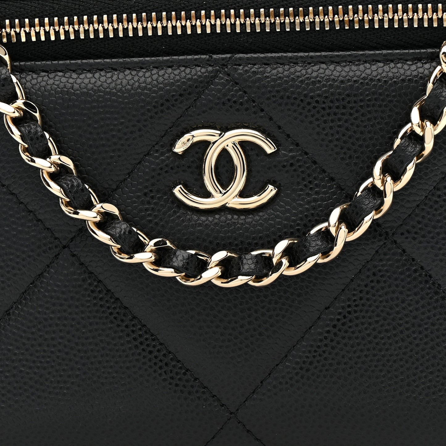 Caviar Quilted Top Handle Long Vanity Black