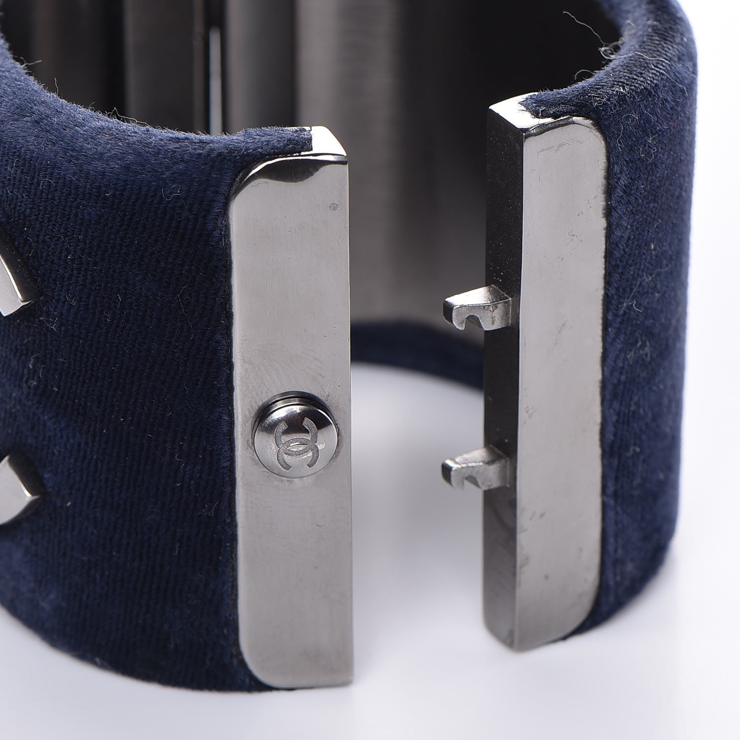 Chanel Velvet CC Cuff Silver Blue 4 of 5