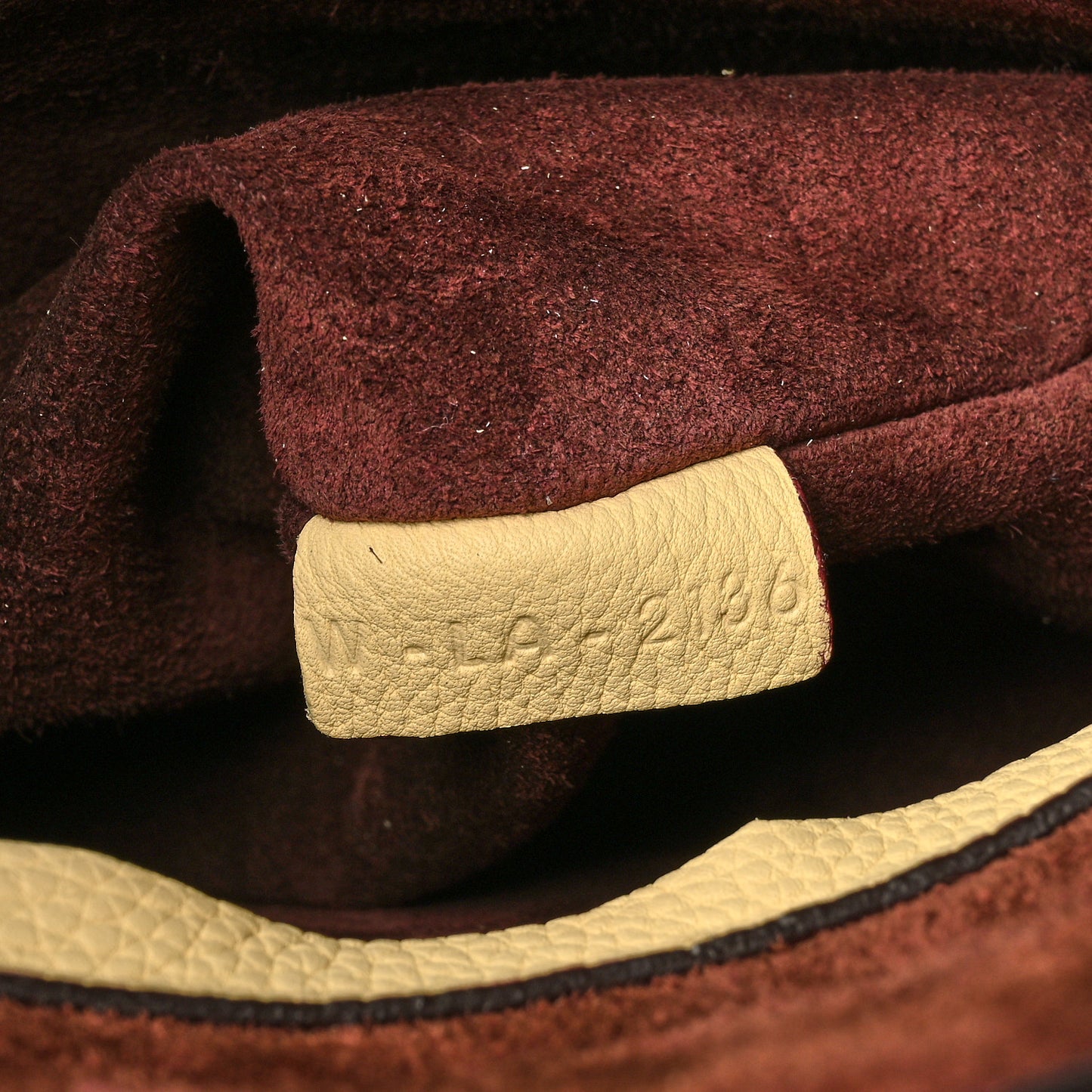 Drummed Calfskin Medium Phantom Luggage Cream