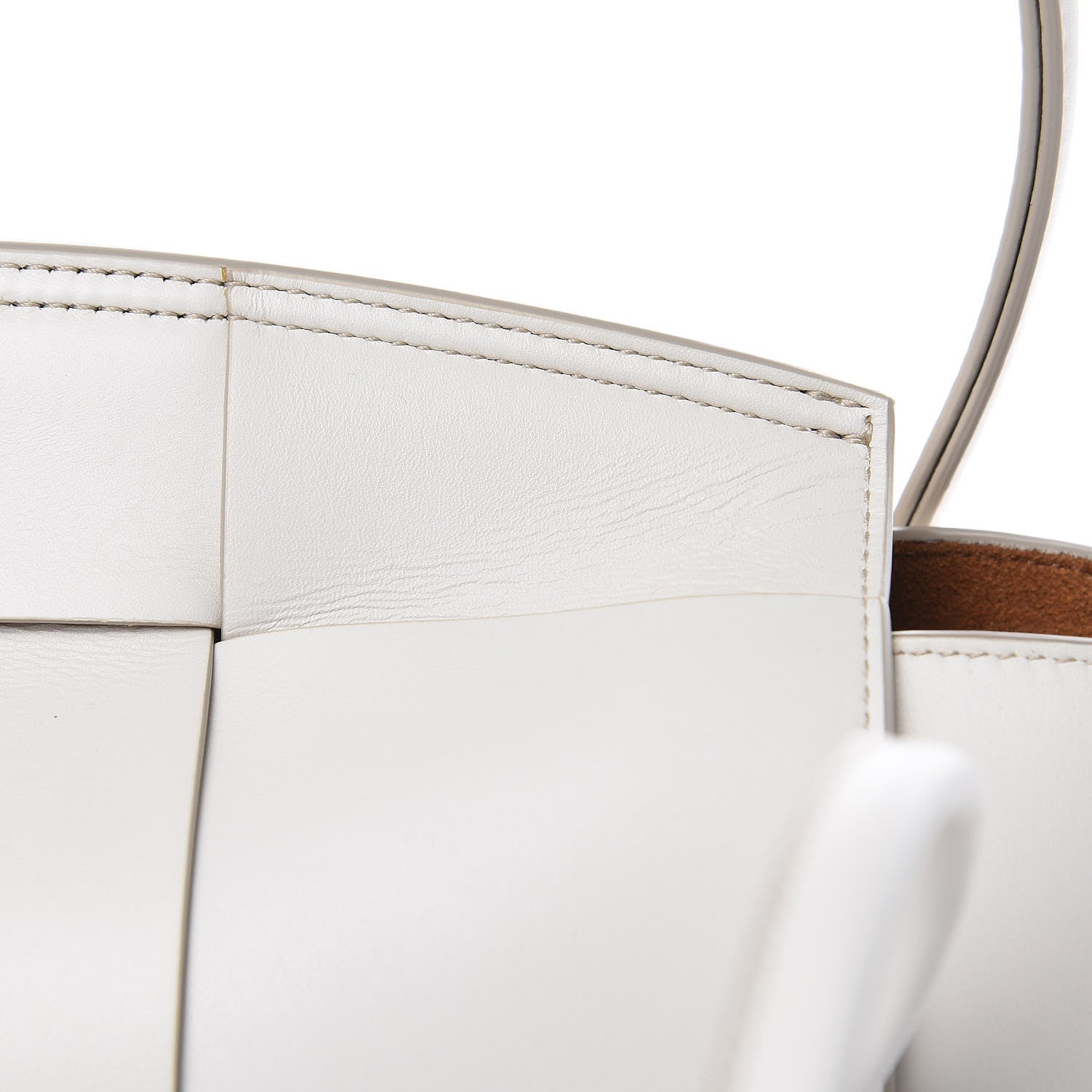 Bottega Veneta French Calfskin Maxi Intrecciato Arco 33 Bianco 11 of 11