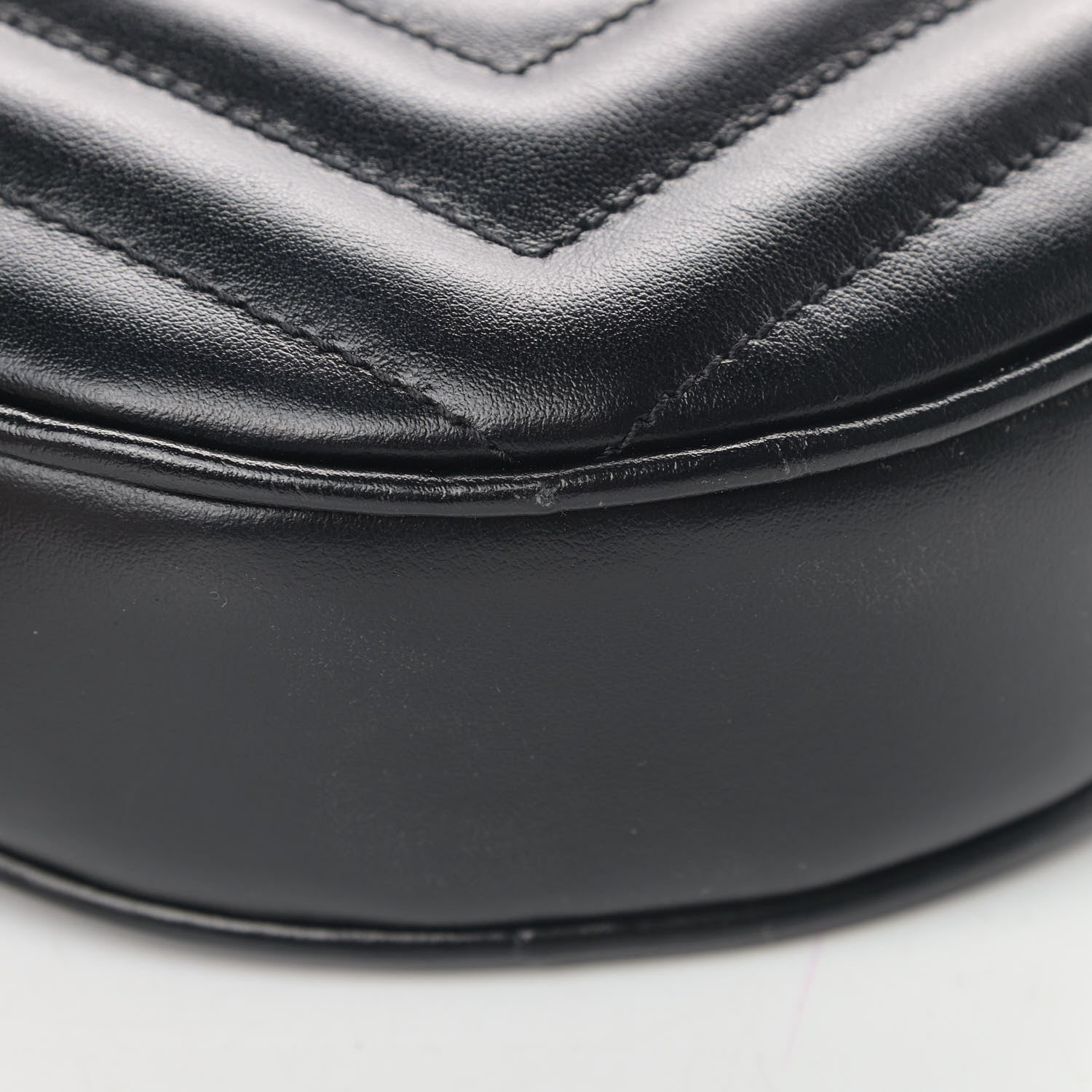 Saint Laurent Calfskin Matelasse Chevron Round Vinyle Camera Bag Black 5 of 5