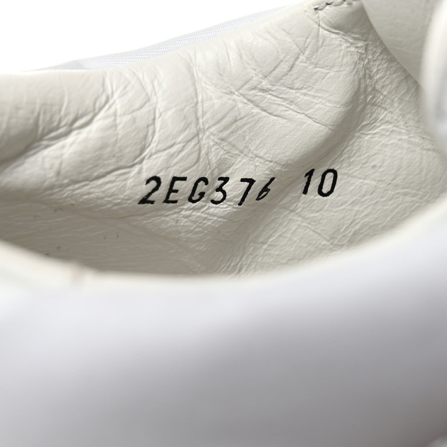 Re-Nylon Spazzolato Rubber Triangle Logo Macro Quilted Mens 35mm Platform Sneakers 10 White