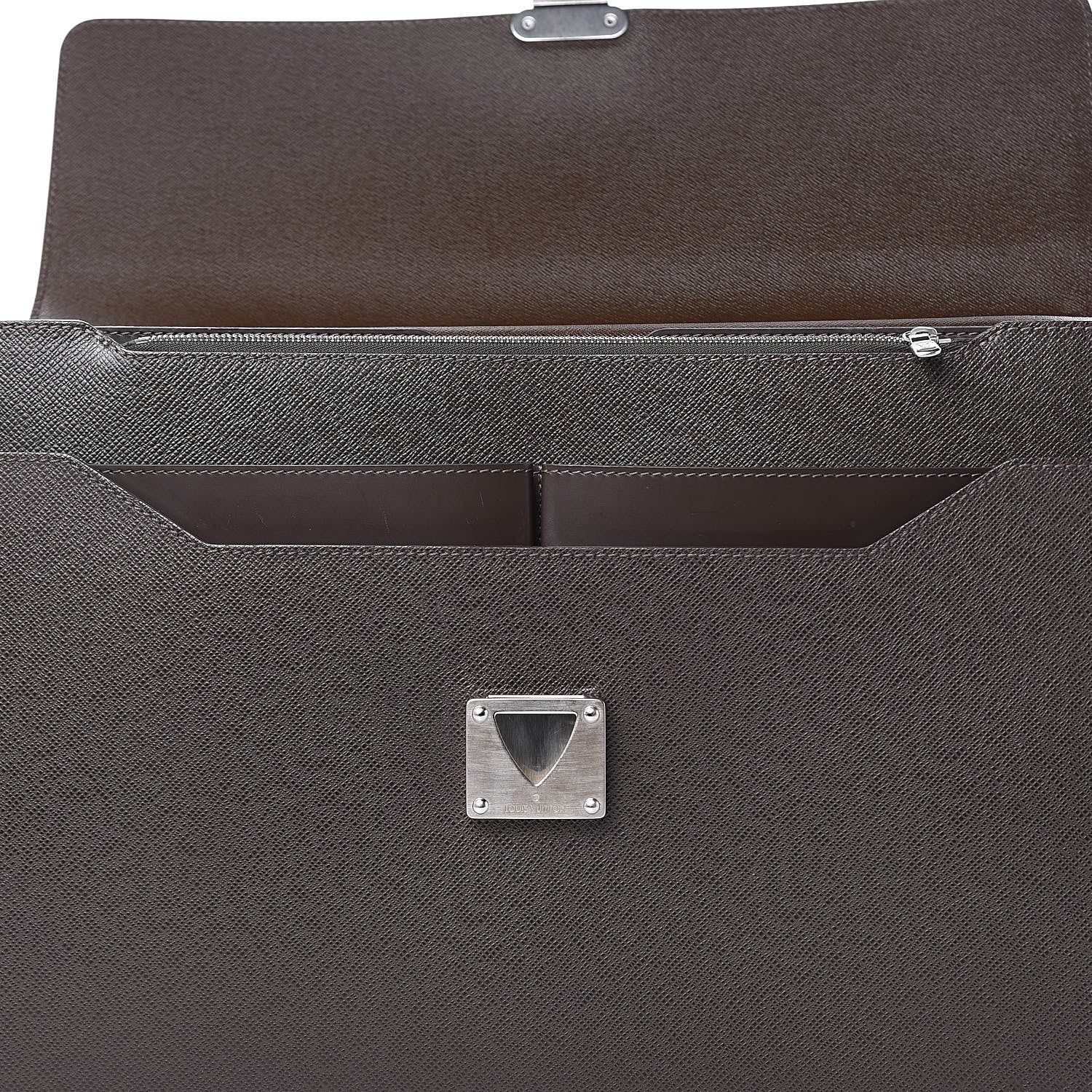 Louis Vuitton Taiga Neo Robusto 2 Compartment Briefcase Grizzli 9 of 11